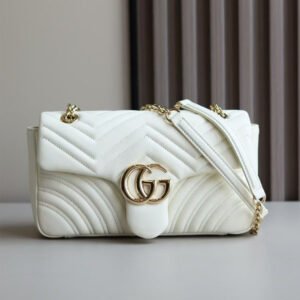 GG Marmont medium shoulder bag white leather