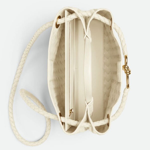 Bottega Veneta Andiamo replica bag 1:1 imitation price - Image 2