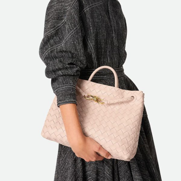 Replica Bottega Veneta Andiamo Cameo