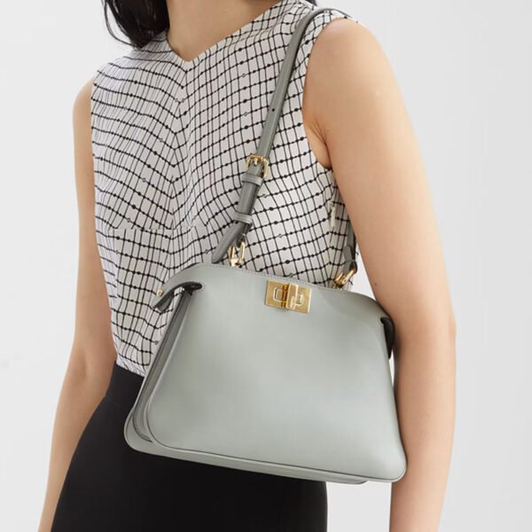 FENDI Peekaboo Soft Small Green replica Bag