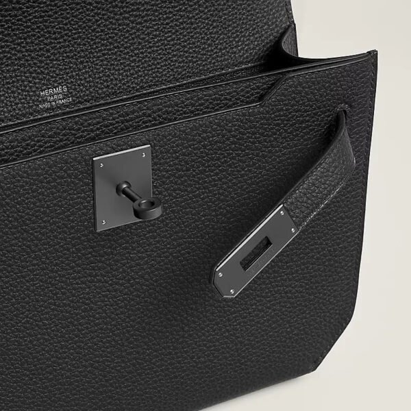 Replica kelly depeches 25 monochrome pouch price
