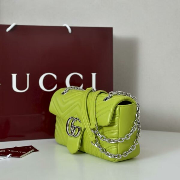 Replica Gucci GG Marmont medium shoulder bag bright green leather