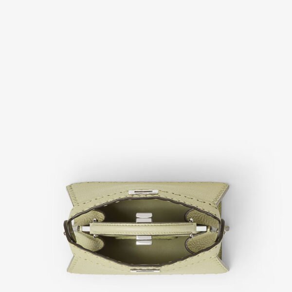 Replica fendi peekaboo iseeu petite green price