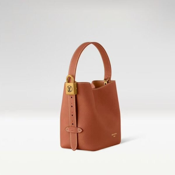 Louis Vuitton M14416 Low Key All In BB