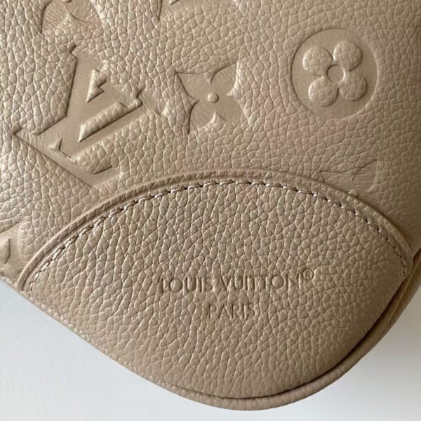 Replica LV M25854